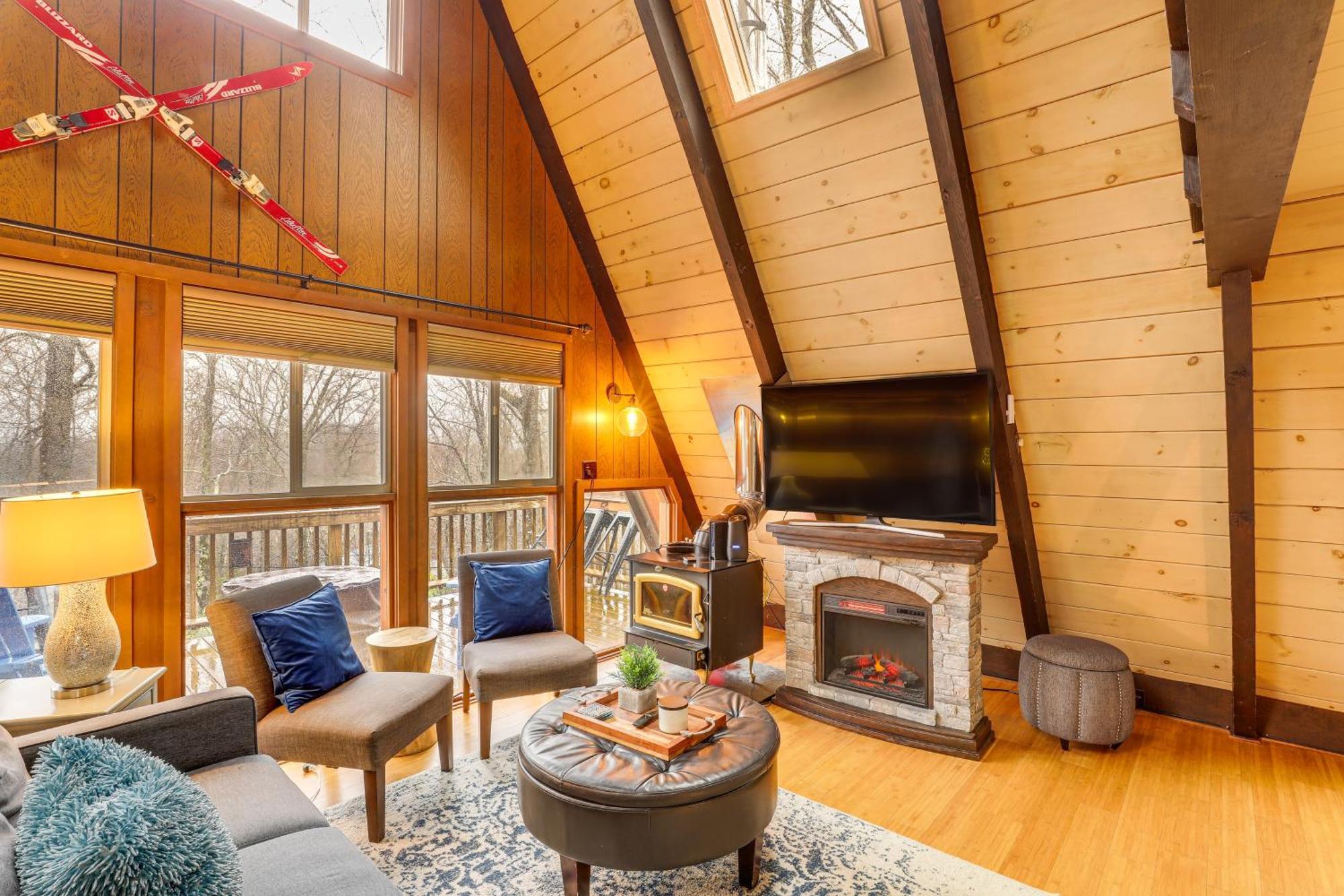 A-Frame Cabin With Hot Tub 1 Mi To Beech Mountain! Esterno foto