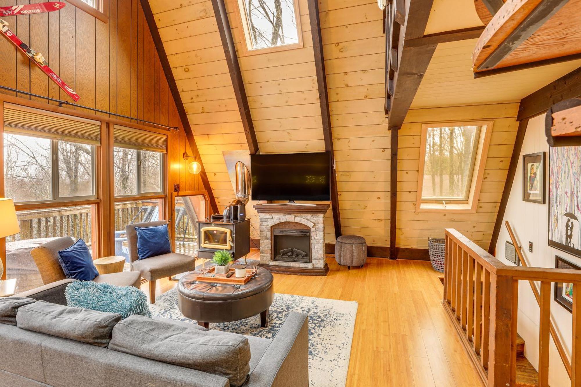 A-Frame Cabin With Hot Tub 1 Mi To Beech Mountain! Esterno foto